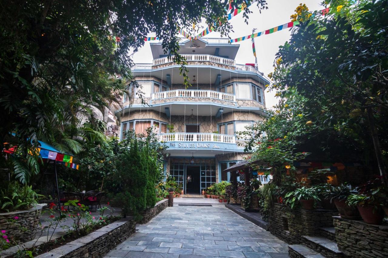 Hotel Silver Oaks Inn Pokhara Exterior photo